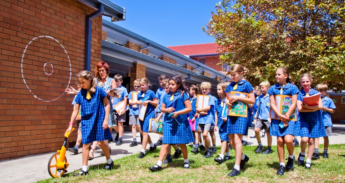 オーストラリアの大学研究チームが3Dプリンティングの小学校教育への影響についての調査結果を発表